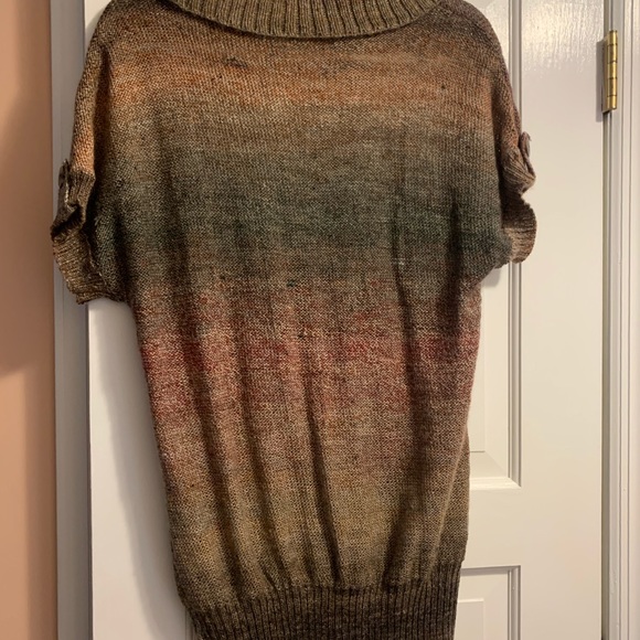 NWOT!! Multicolored Sweater - Picture 3 of 3